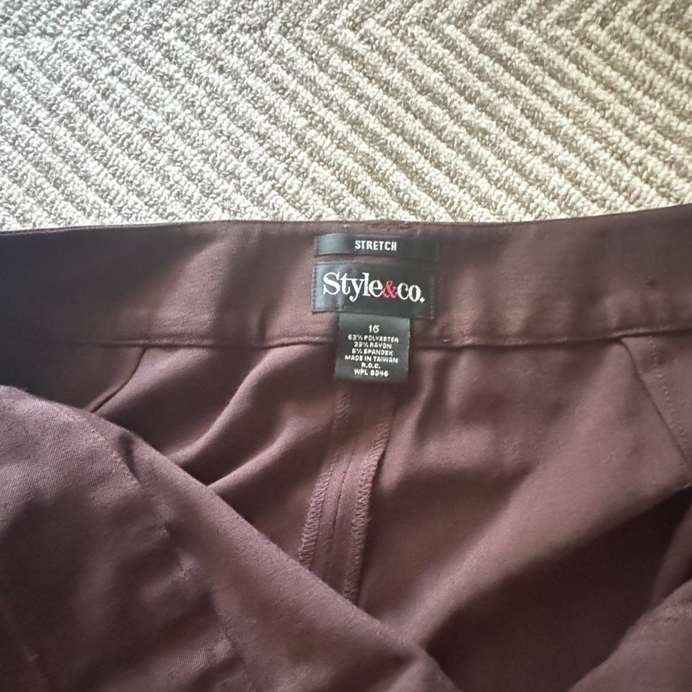 Style & Co Women's Brown Trousers with Belt - Picture 4 of 9